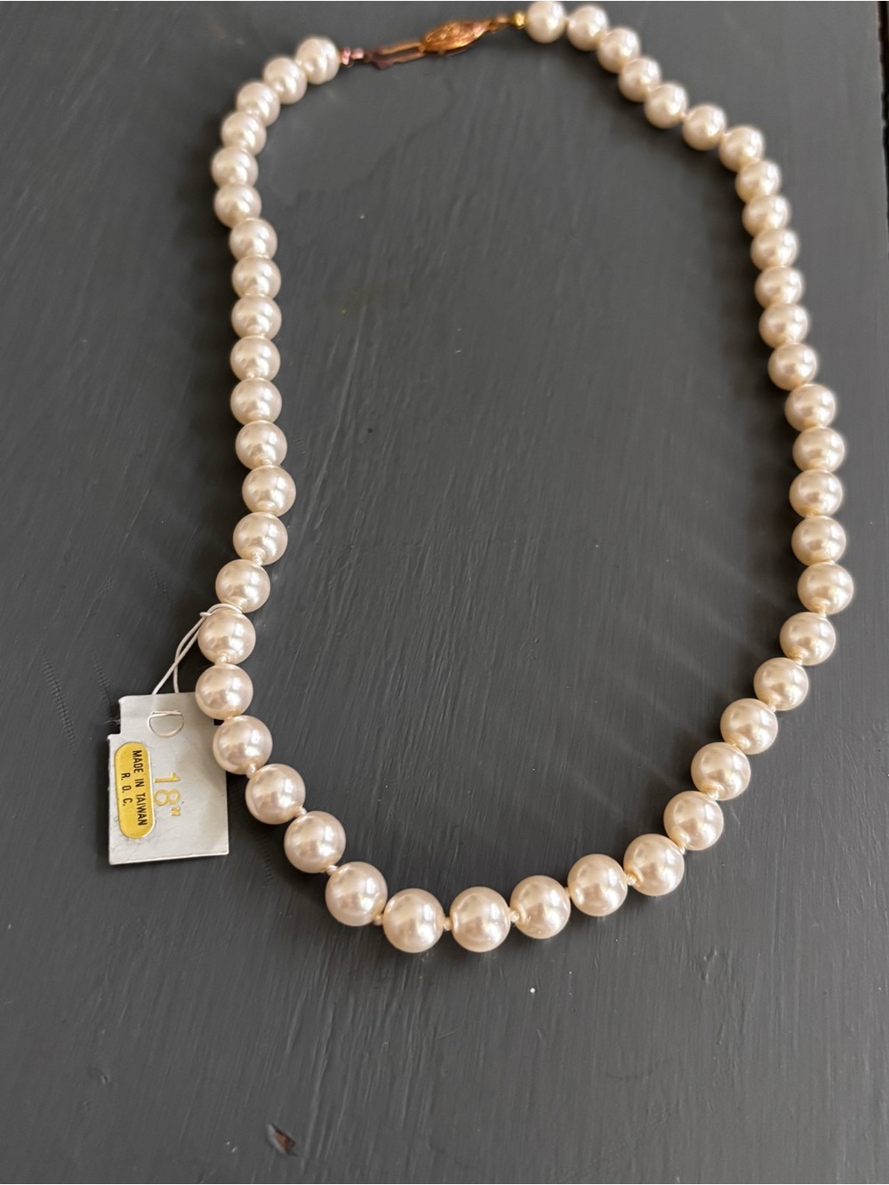 Vintage Classic Champagne Pearl Necklace with Gold Clasp